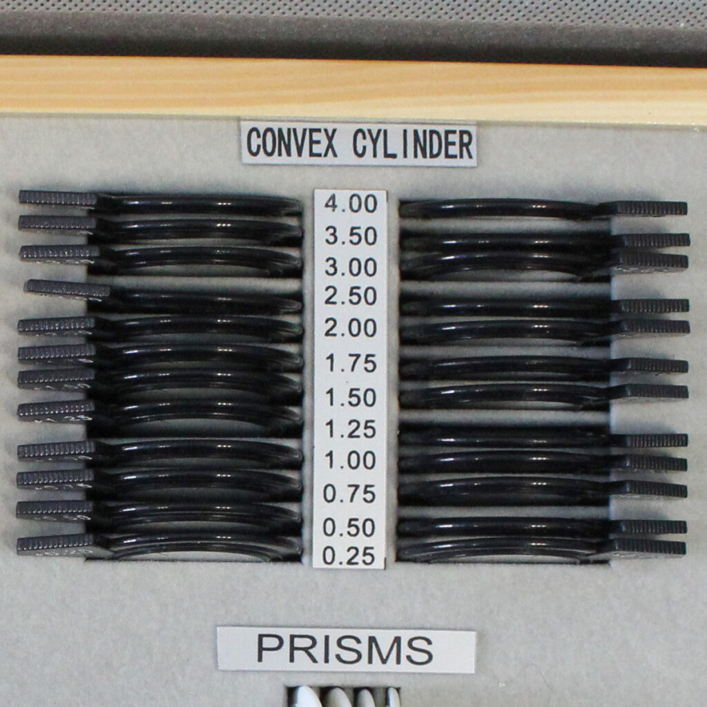 verre-essai-convexe-cylindre-cerclage-plastique